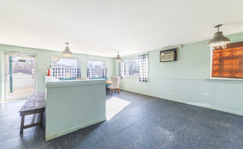 DDiningRoseEllen0011