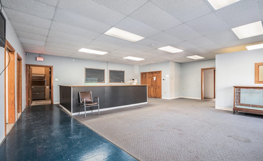 015_251103-2593hamstromrd-01_627