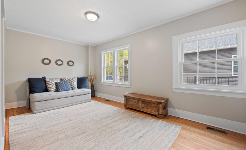 Main Floor Bed-Den-Office