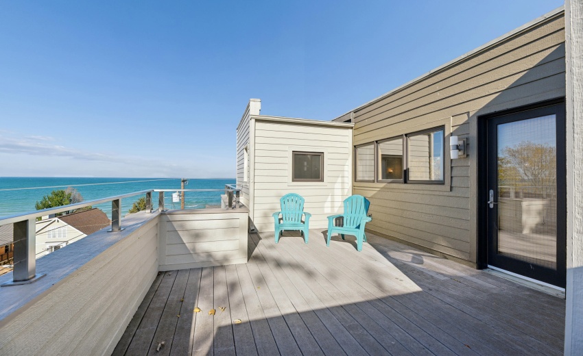 Deck off Loft/bedroom 5