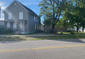 207 Chicago Street, Michigan City, Indiana, 6 Bedrooms Bedrooms, 2 Rooms Rooms,Residential,For Sale,Chicago,NRA830581