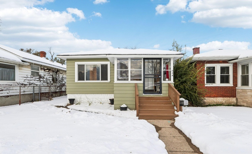 2-web-or-mls-W 41st Ave-S1211-002