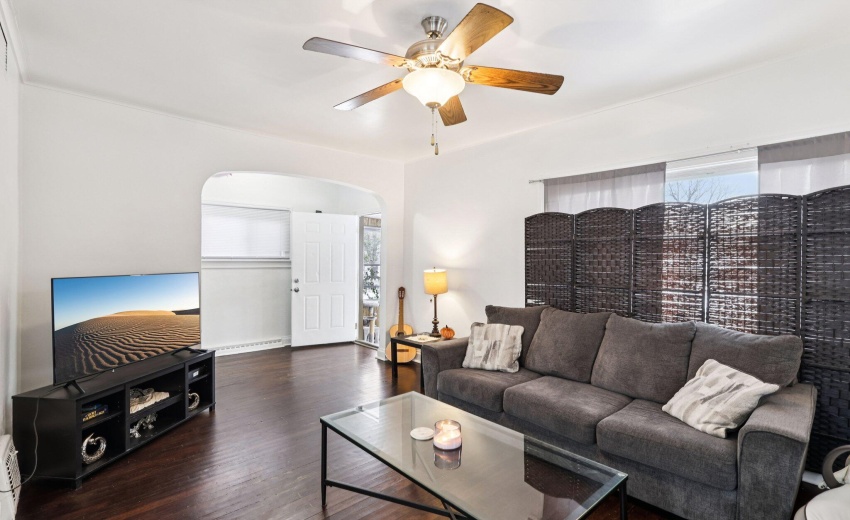 6-web-or-mls-W 41st Ave-S1211-006