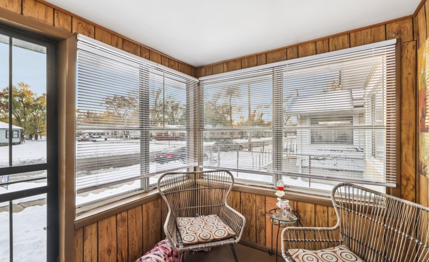 5-web-or-mls-W 41st Ave-S1211-005