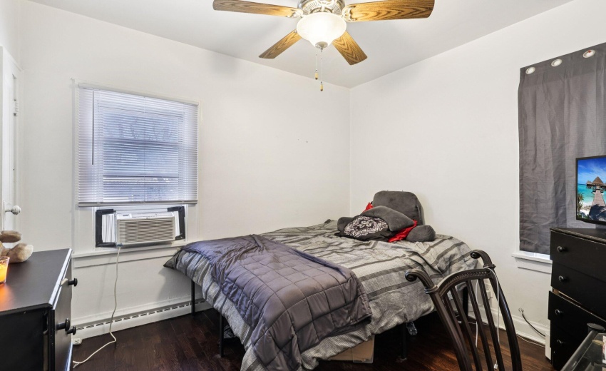 14-web-or-mls-W 41st Ave-S1211-014