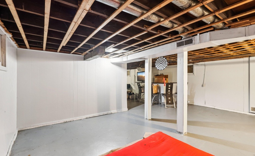 18-web-or-mls-W 41st Ave-S1211-018