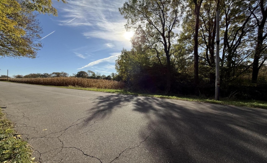 Lot 3 Closest to Madura