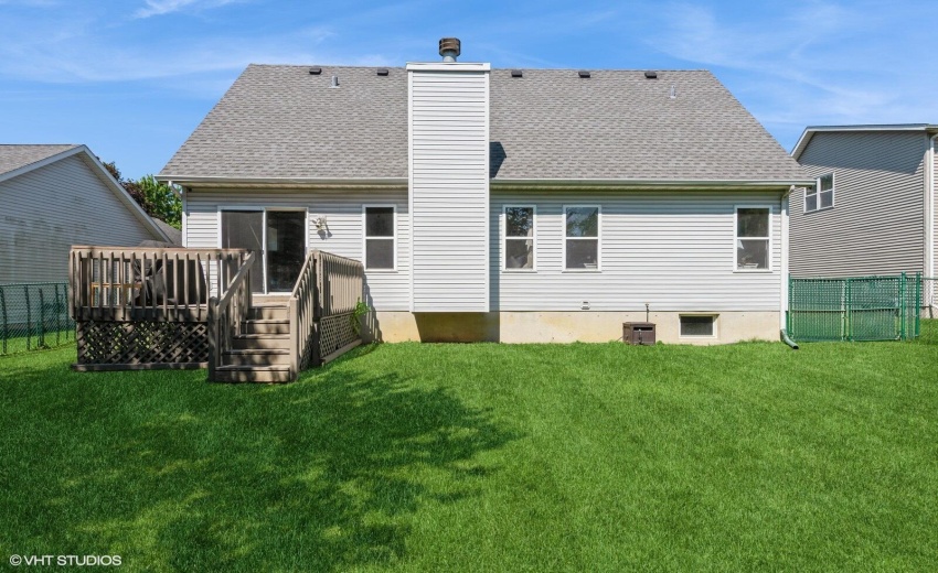 18_206ParkwoodDr_59_RearView_Large