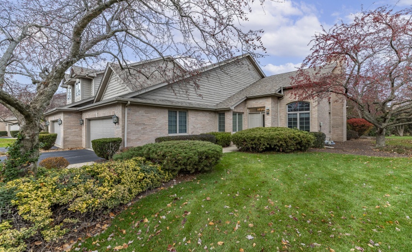 10331 Clark Ct-front side