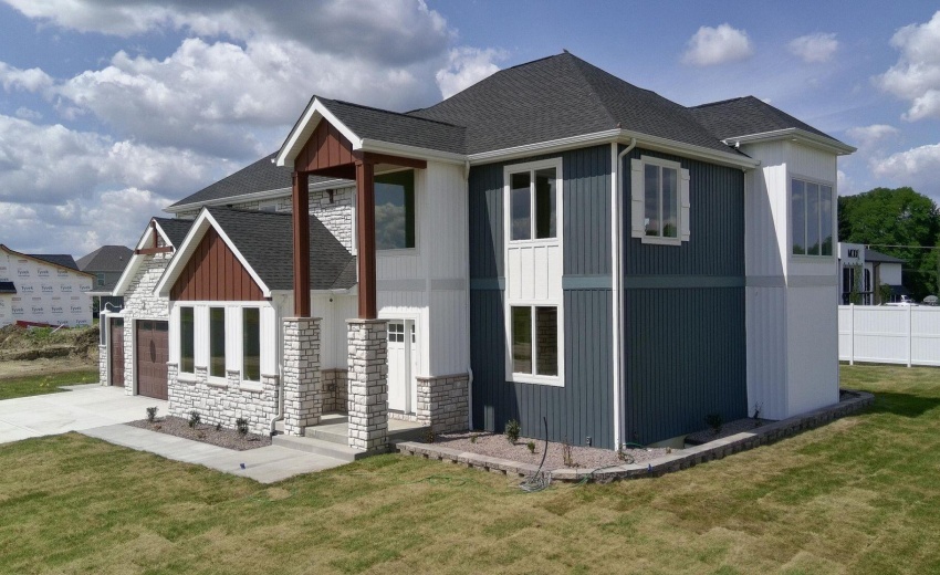 20250829040602768674000000-o