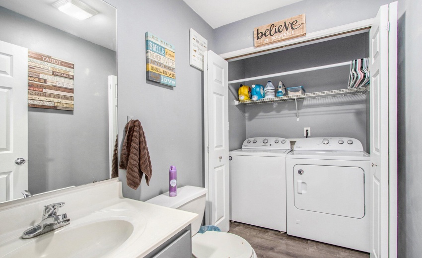 012_251128-682dearbornrd-26_251