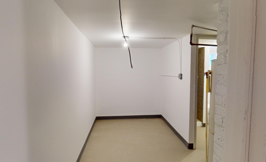 2537-Van-Buren-Pl-08262024_153436