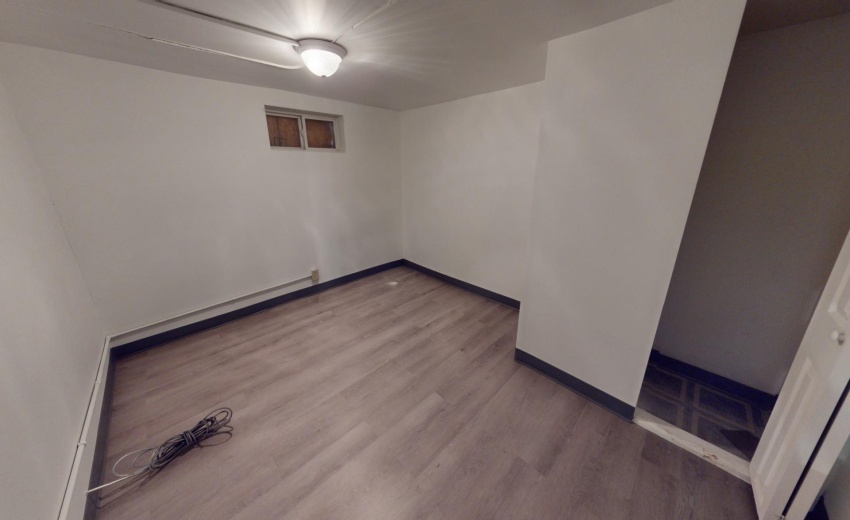 2537-Van-Buren-Pl-08262024_153817