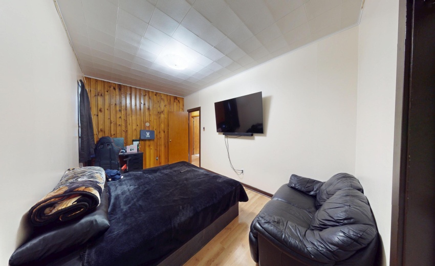 6832-Waveland-Ave-05302025_093907