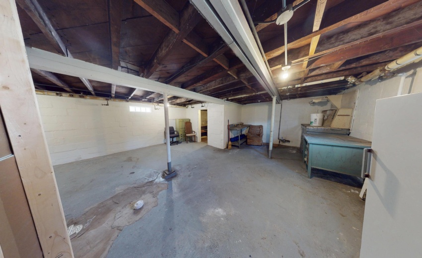 6832-Waveland-Ave-05302025_095305