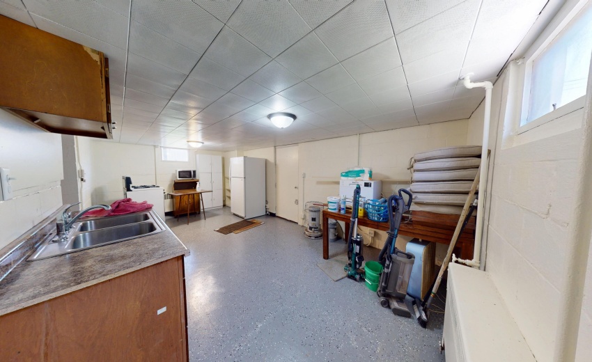 6832-Waveland-Ave-05302025_095500