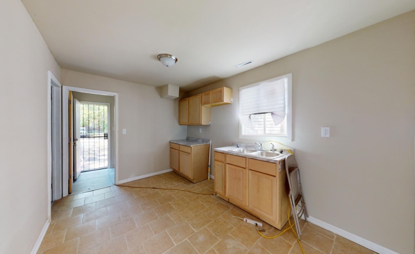 2420-Maryland-St-09162024_162616