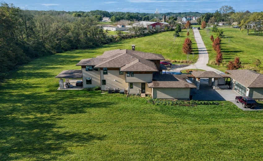 db1ff813-53c9-47e5-8e8d-fedce1342c72