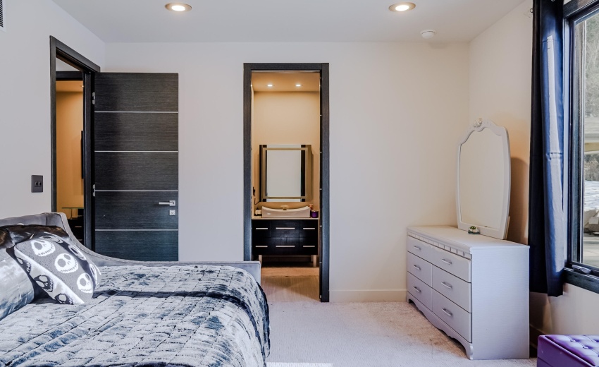 Bedroom 4-main floor