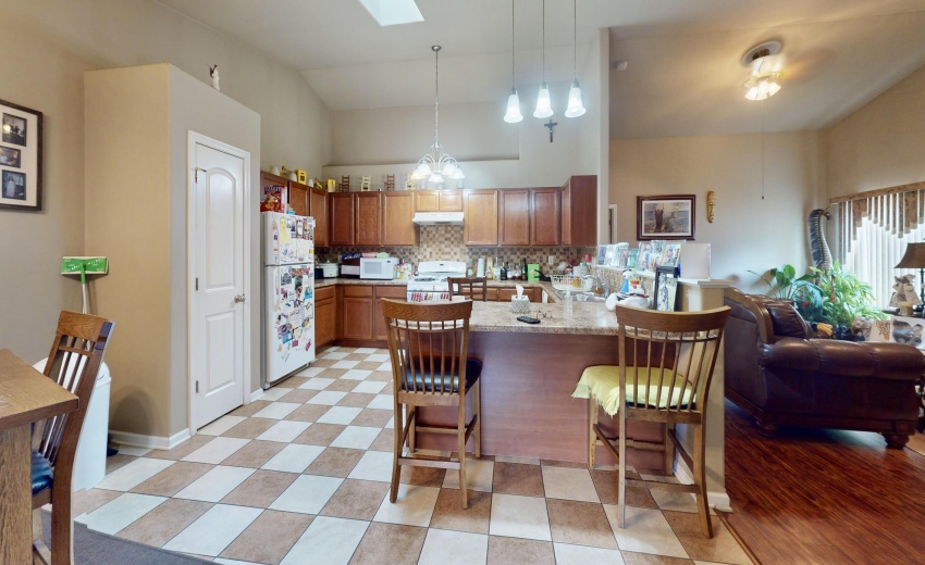 3782-W-70th-Pl-Kitchen