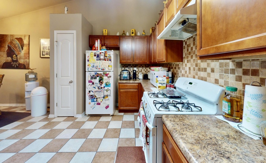 3782-W-70th-Pl-Kitchen 1
