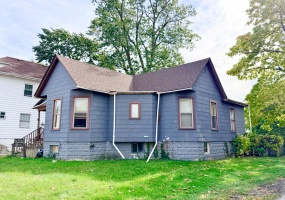 10 Webb Street, Hammond, Indiana, 2 Bedrooms Bedrooms, 5 Rooms Rooms,1 BathroomBathrooms,Residential,For Sale,Webb,NRA831566