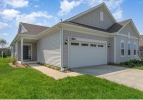 14486 Clover Avenue, Cedar Lake, Indiana, 2 Bedrooms Bedrooms, 7 Rooms Rooms,2 BathroomsBathrooms,Residential,For Sale,Clover,NRA831616