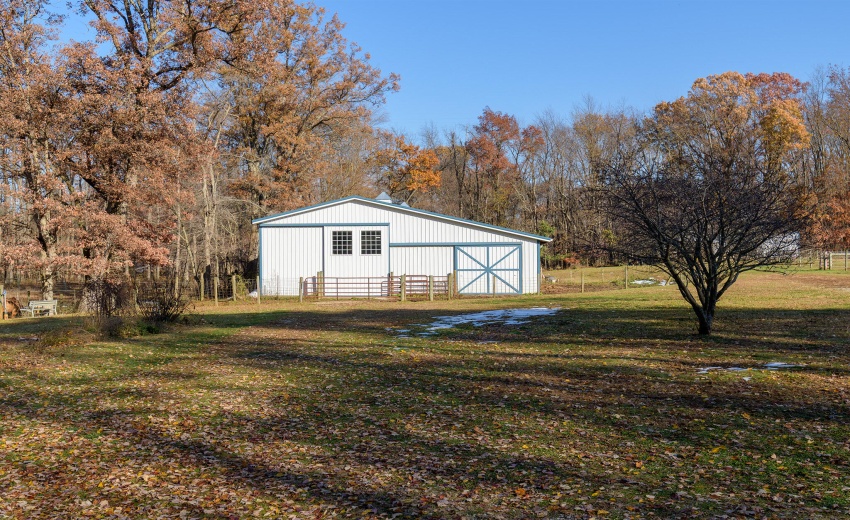 Stable-Barn