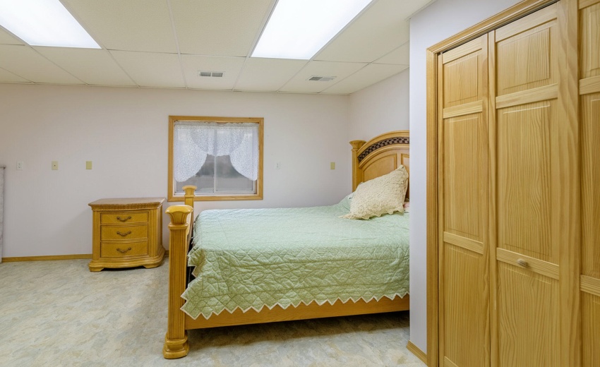 Basement Bedroom W Egress