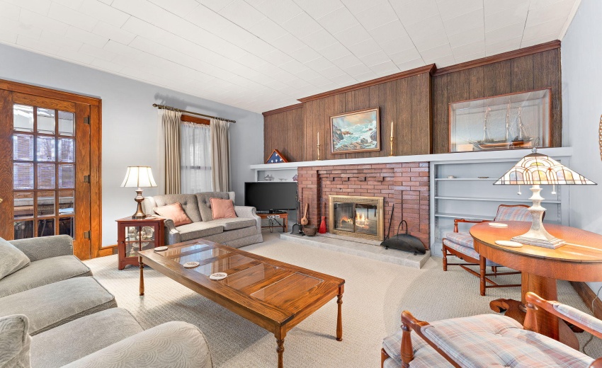 LVR-Wood burning Fireplace