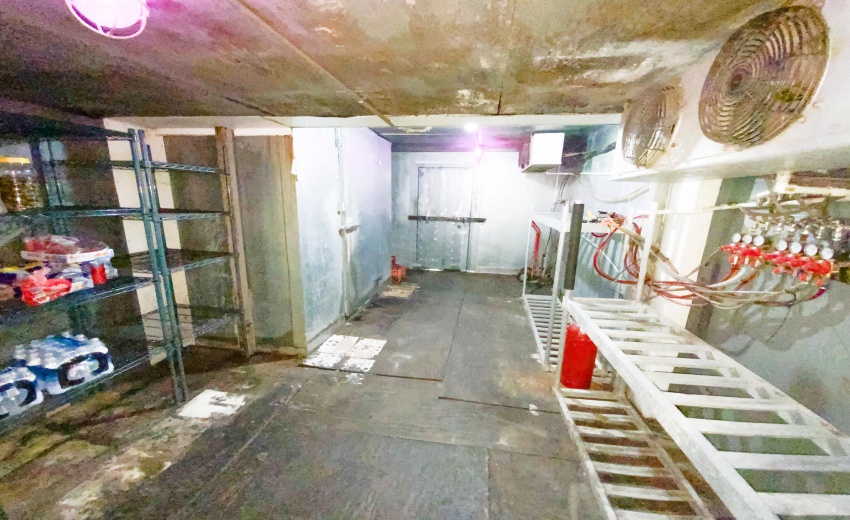 36E25A06-D4FB-43FD-BC50-17E758C7E44A