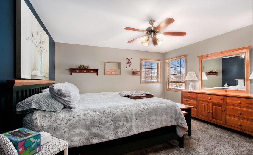 017_251215-10399pikest-35_998