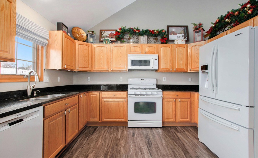 008_251215-10399pikest-14_562