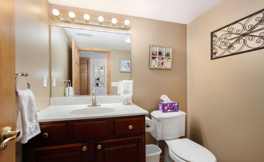 012_251215-10399pikest-23_558