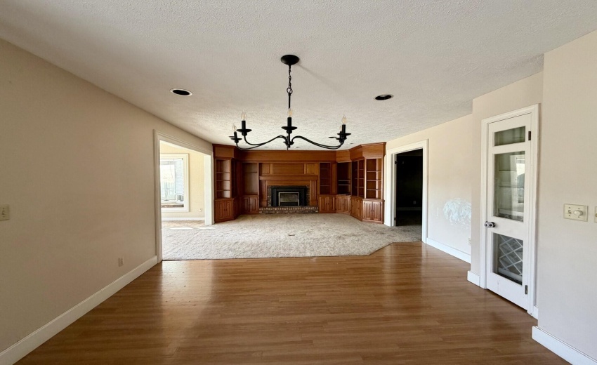 e7800218-c6be-4970-803d-8b16393616d7