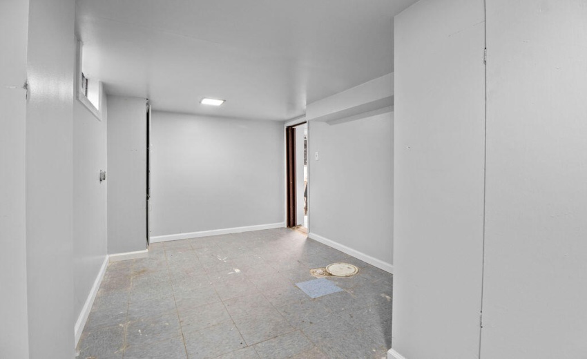 E980AB91-0987-4CBC-9C4F-0D5DB47F2977