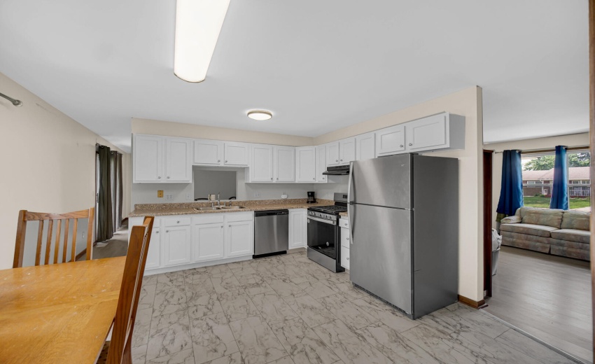 32F7329D-5DD4-4041-A78E-1049203ACD69