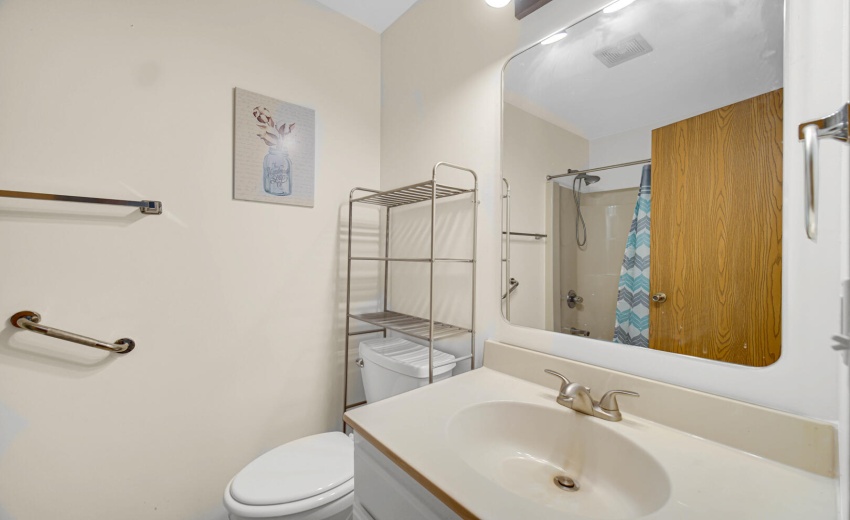 EDEBC394-7C1D-4951-AB33-C5F6D47F3AC3