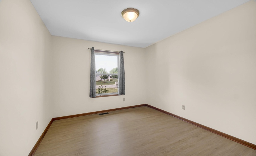 E31C1C8B-5C27-42DB-A772-CCF02D1FCF84