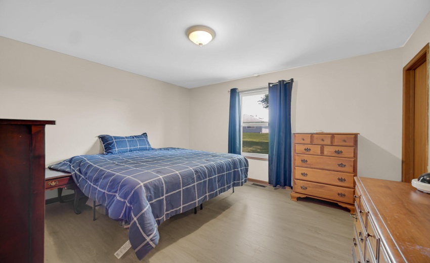 6FD1DE88-8D41-493C-A8C6-867CE42FD610