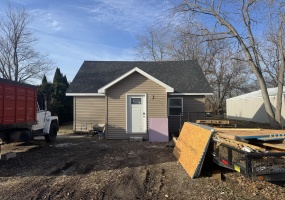 608 Essen Street, Brook, Indiana, 4 Bedrooms Bedrooms, 8 Rooms Rooms,2 BathroomsBathrooms,Residential,For Sale,Essen,NRA832247