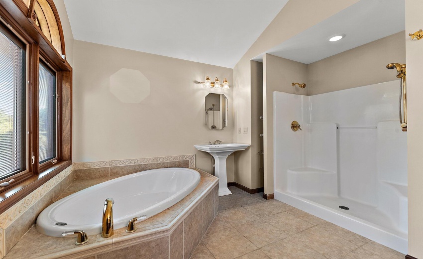 15-web-or-mls-DSC08812