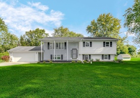 267 100, Valparaiso, Indiana, 4 Bedrooms Bedrooms, 12 Rooms Rooms,3 BathroomsBathrooms,Residential,For Sale,100,NRA832354