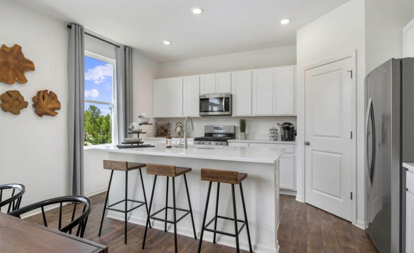 website_0009__DSC2526 Kitchen