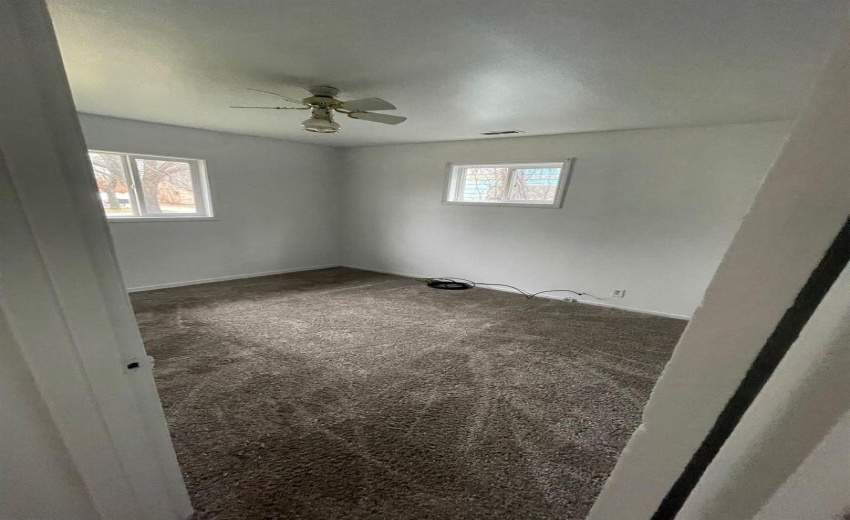 1832 Central Bedroom Pic