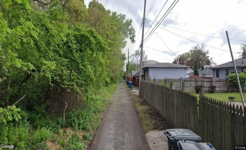 4337 -39 South to North