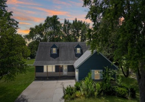 4213 Glen Oaks Drive, Crown Point, Indiana, 4 Bedrooms Bedrooms, 9 Rooms Rooms,3 BathroomsBathrooms,Residential Lease,For Sale,Glen Oaks,NRA832573 4213 Glen Oaks Drive, Crown Point, Indiana, 4 Bedrooms Bedrooms, 9 Rooms Rooms,3 BathroomsBathrooms,Residential Lease,For Sale,Glen Oaks,NRA832573