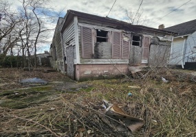 1695 10th Avenue, Gary, Indiana, 3 Bedrooms Bedrooms, 3 Rooms Rooms,1 BathroomBathrooms,Residential,For Sale,10th,NRA832596 1695 10th Avenue, Gary, Indiana, 3 Bedrooms Bedrooms, 3 Rooms Rooms,1 BathroomBathrooms,Residential,For Sale,10th,NRA832596