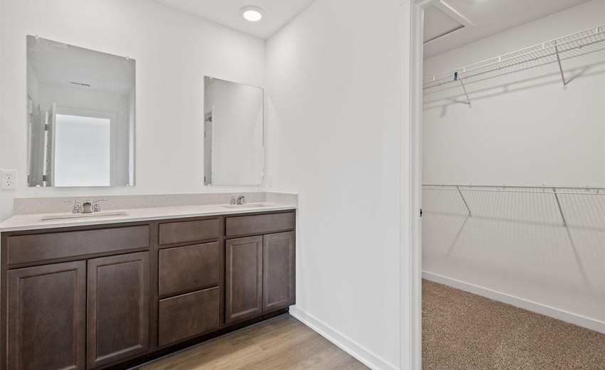 7540W103rdWebsiteGatesStJohn-15