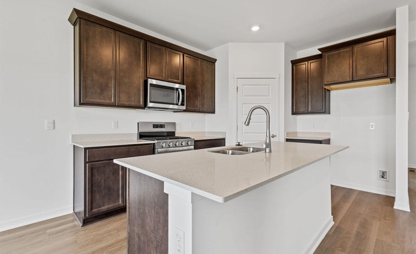 7540W103rdWebsiteGatesStJohn-8